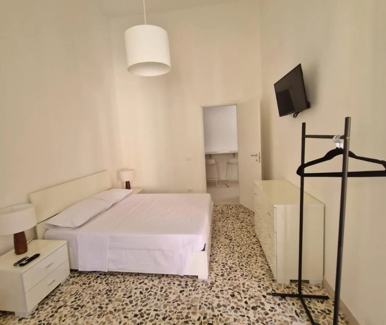Venezia Boutique Apartments 阿沃拉 0*,
